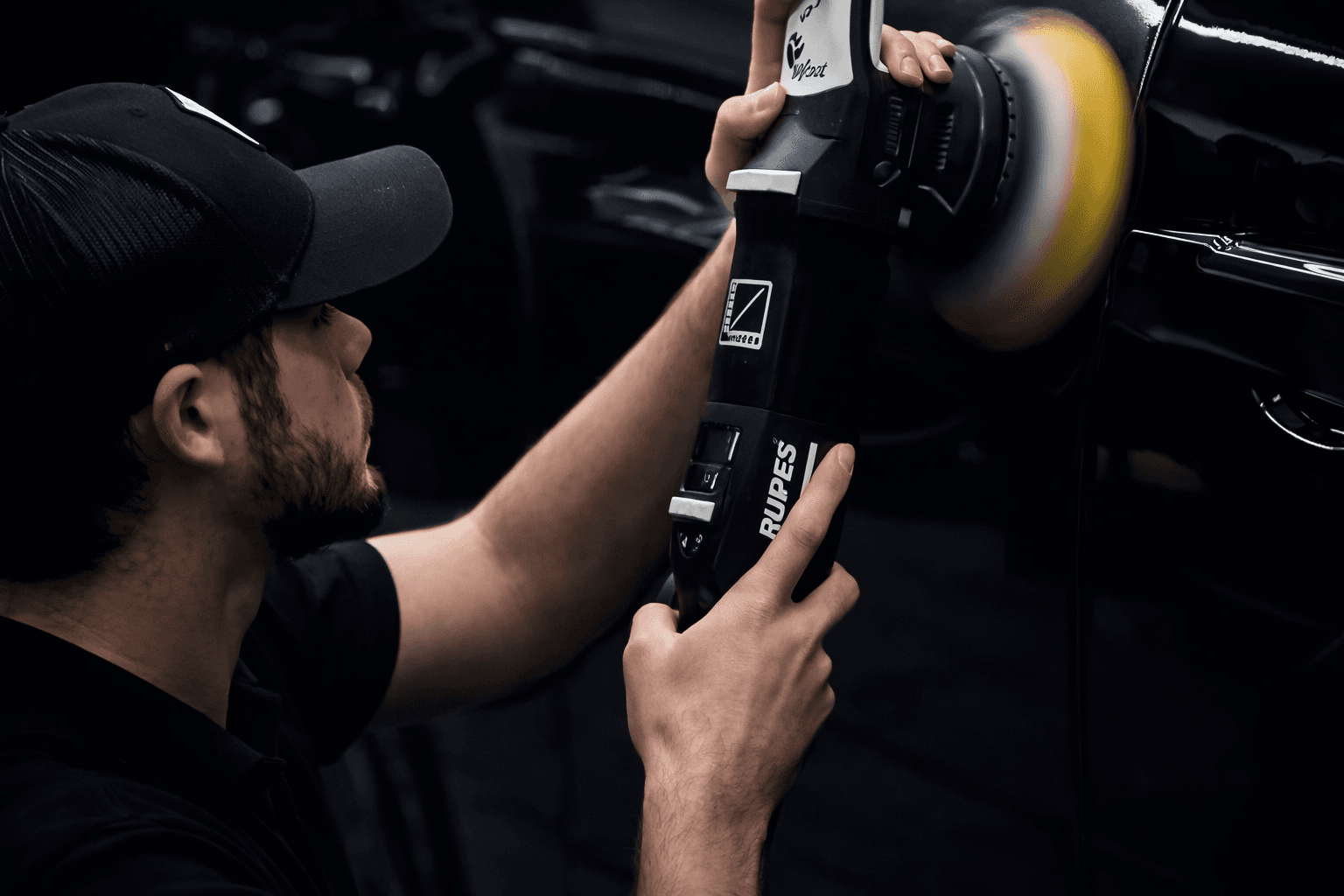 Machine polishing service restoring gloss to vehicle paintwork